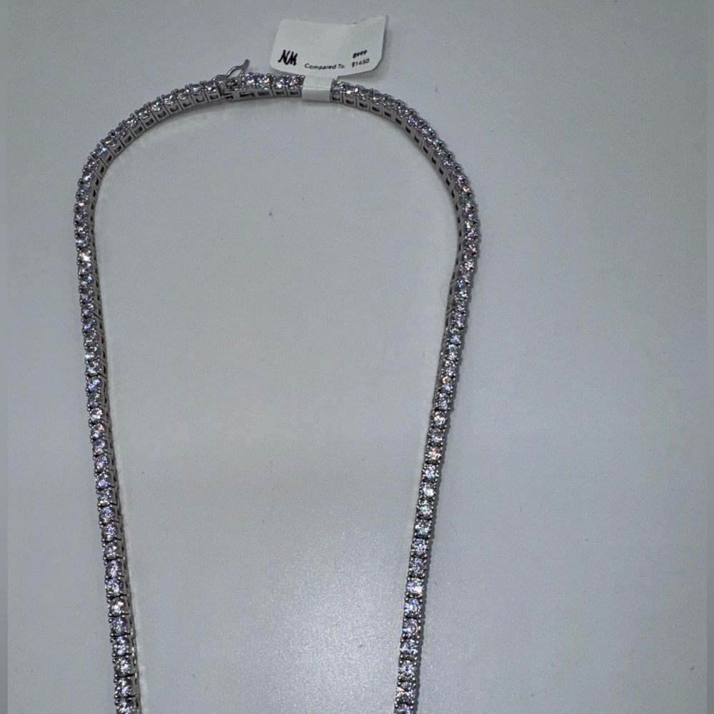 18kt Tennis Necklace - Picture 6 of 11